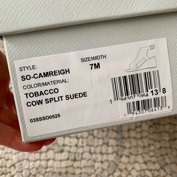 Sole Society Camreigh Cutout Wedge Sandal - Picture 7 of 7